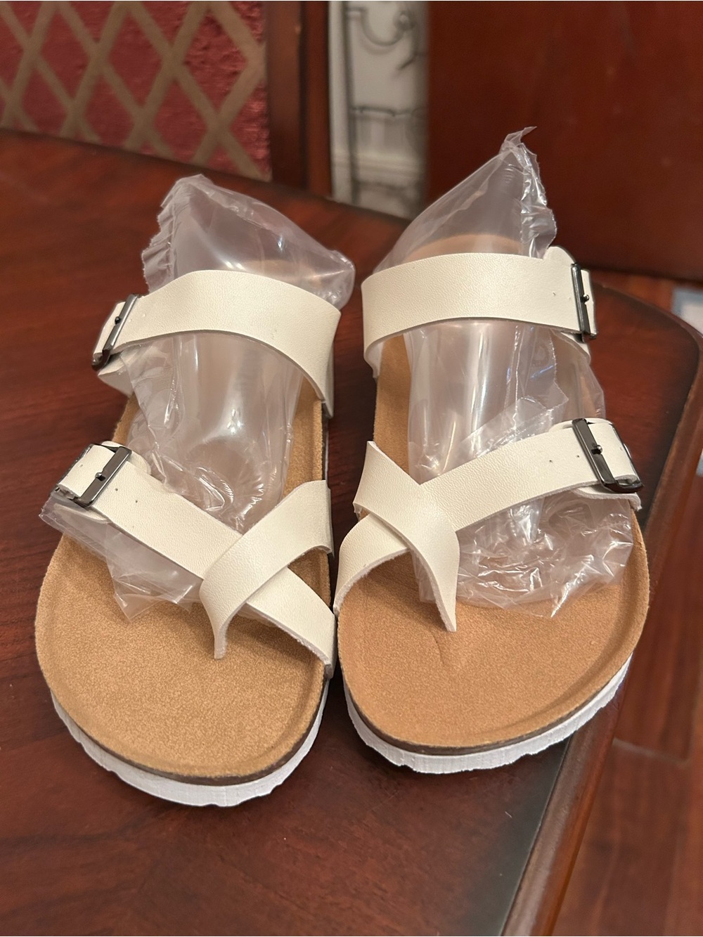Women’s Cream Buckle Toe-Loop Sandals with Cushioned Footbed
